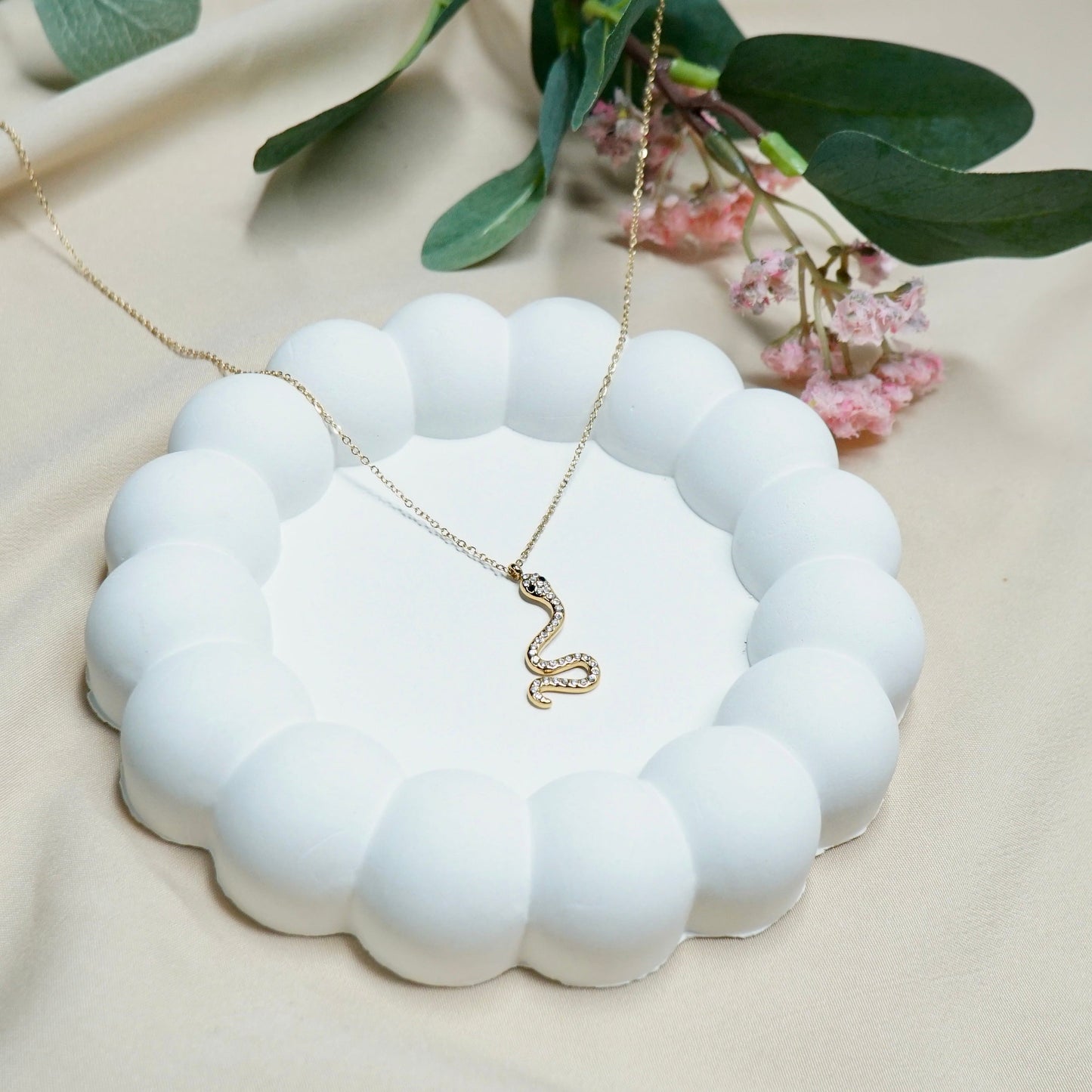 Serpant Pendant Chain