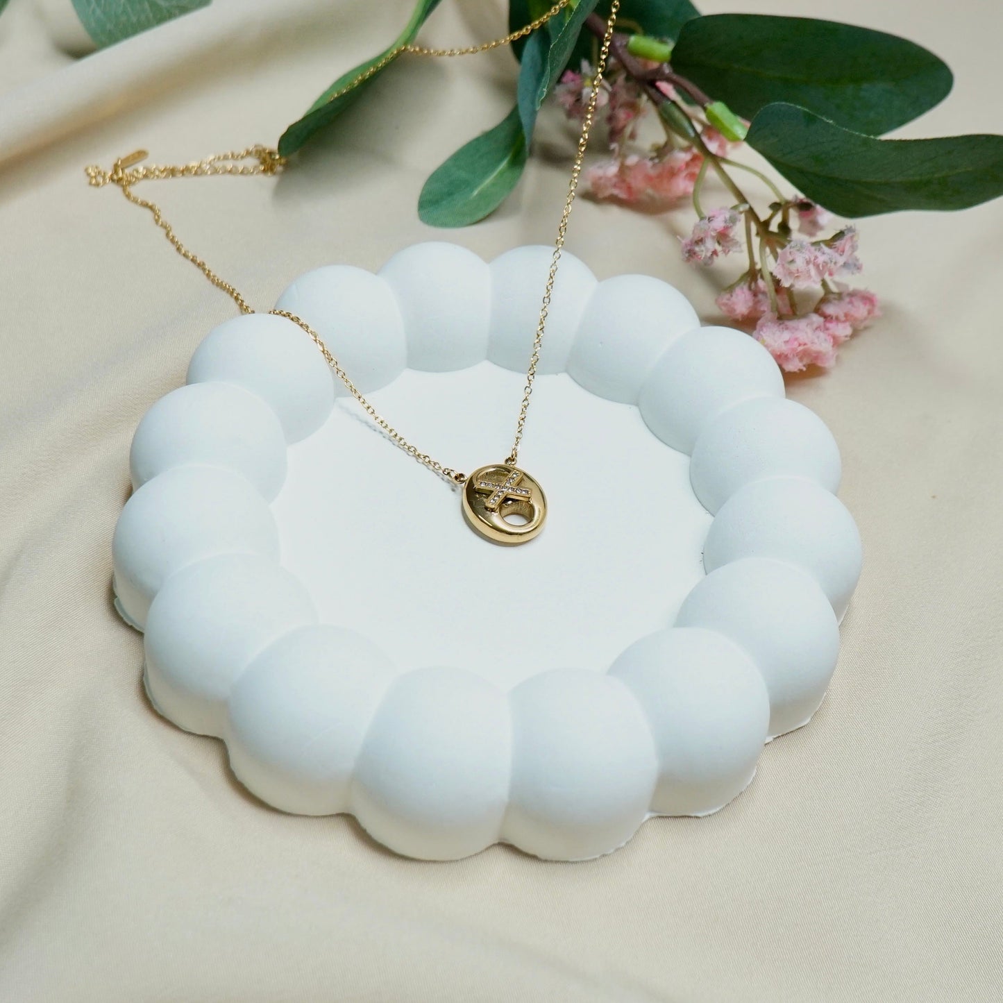 Oval X Pendant Chain