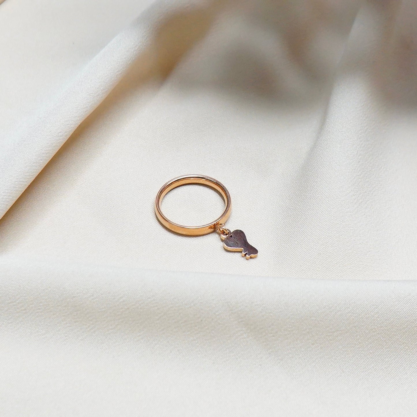 Hanging Charm Ring