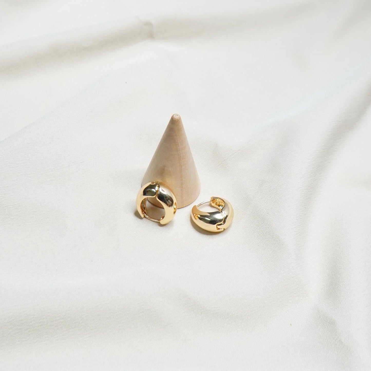 Curved Hoop Earrings