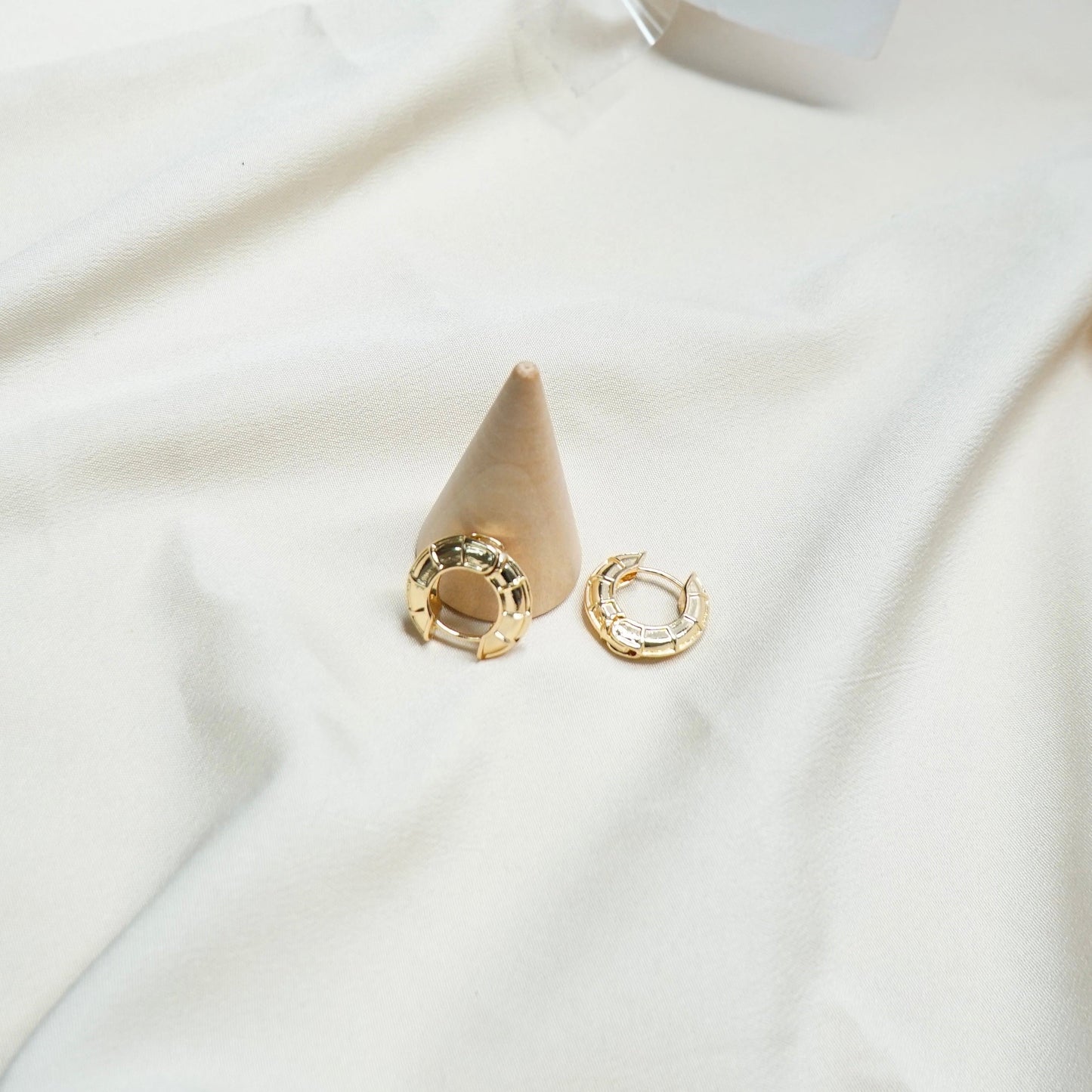 Mini Orbit Small Hoop Earrings