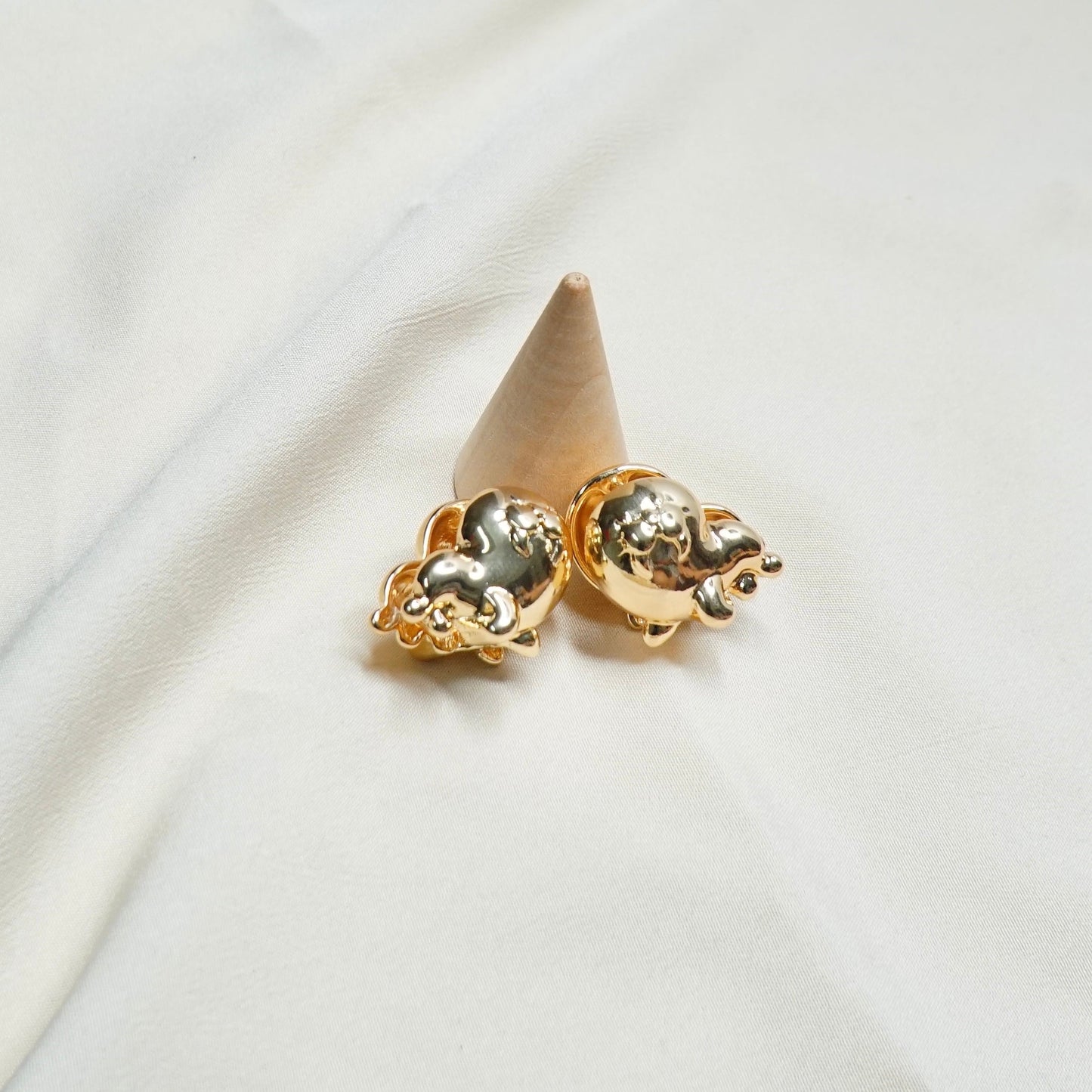 Walrus Reversible Earrings