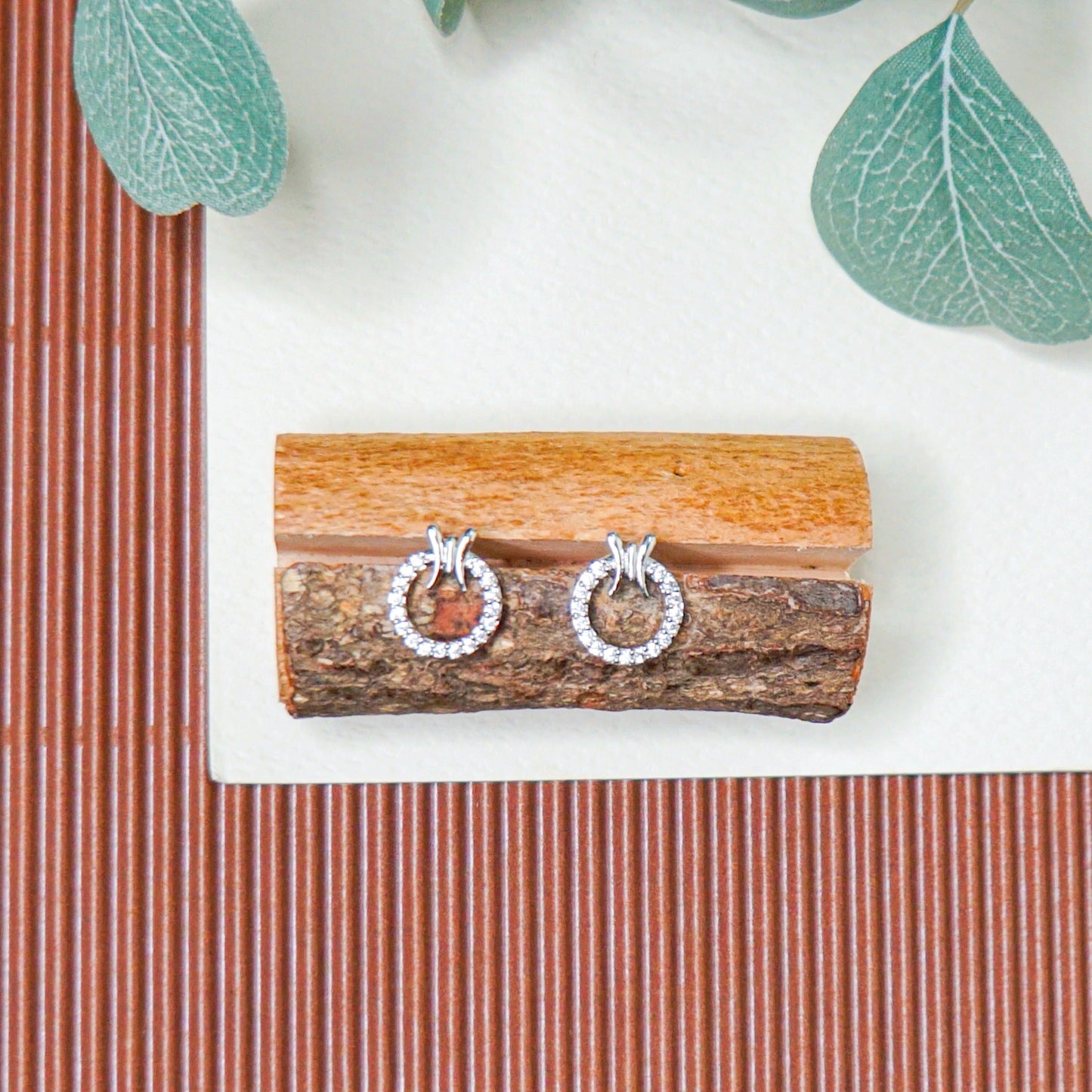 Circle Nova Earrings