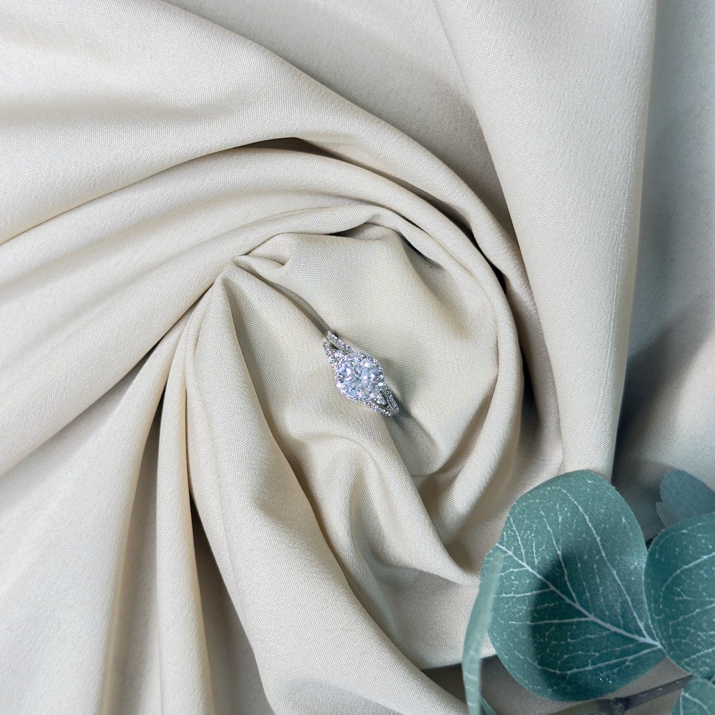 Seraphina Twist Ring