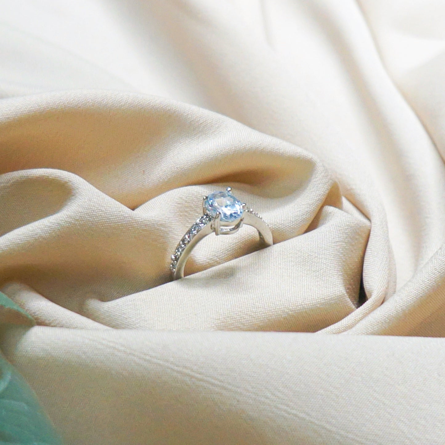 Eterna Belleza Ring