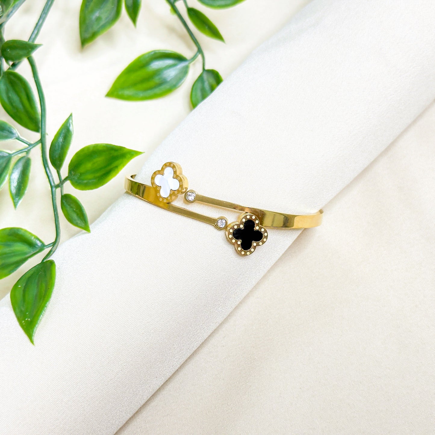 MoonShadow Clover Bracelet