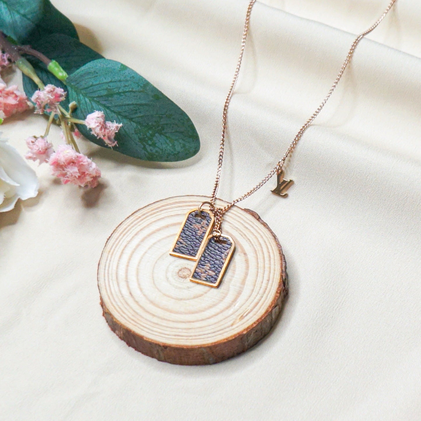 LV Brown Pendent Rose Gold Chain