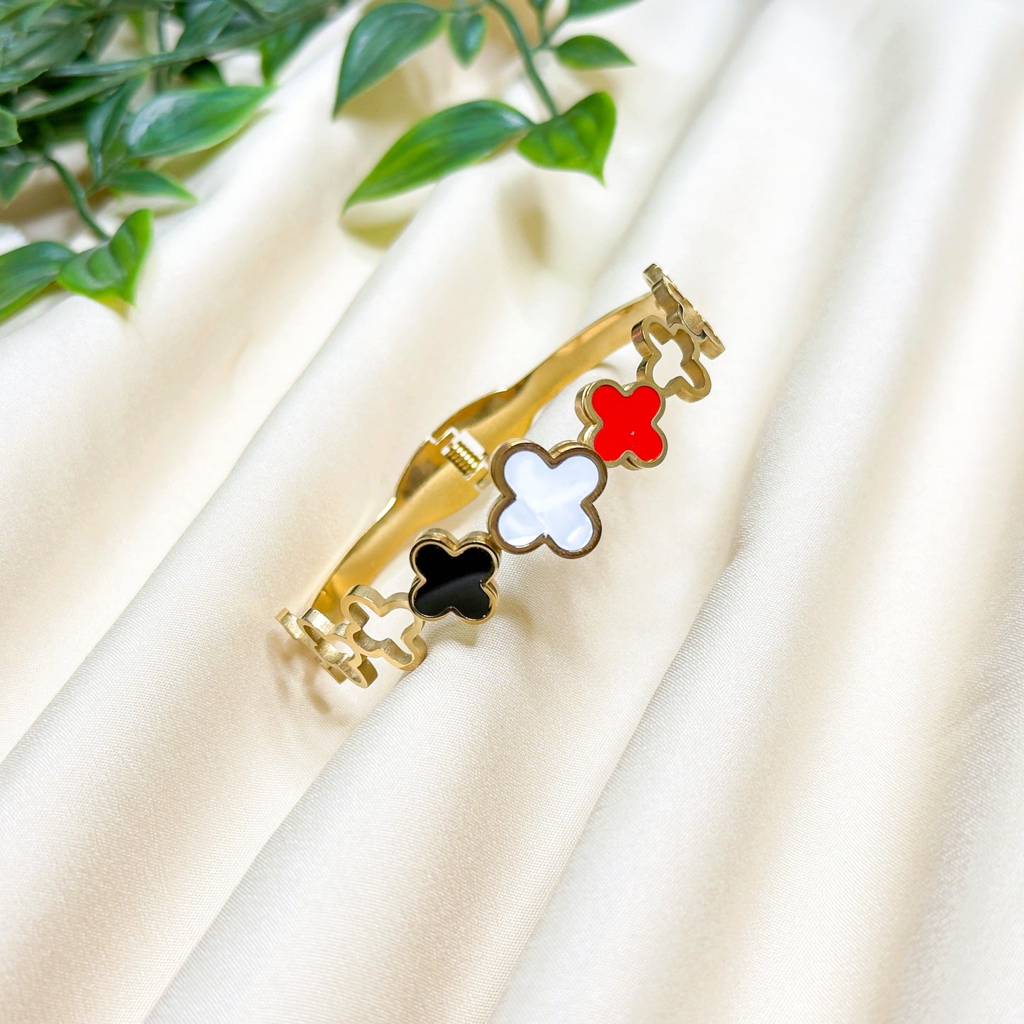 Trio Clover Bracelet