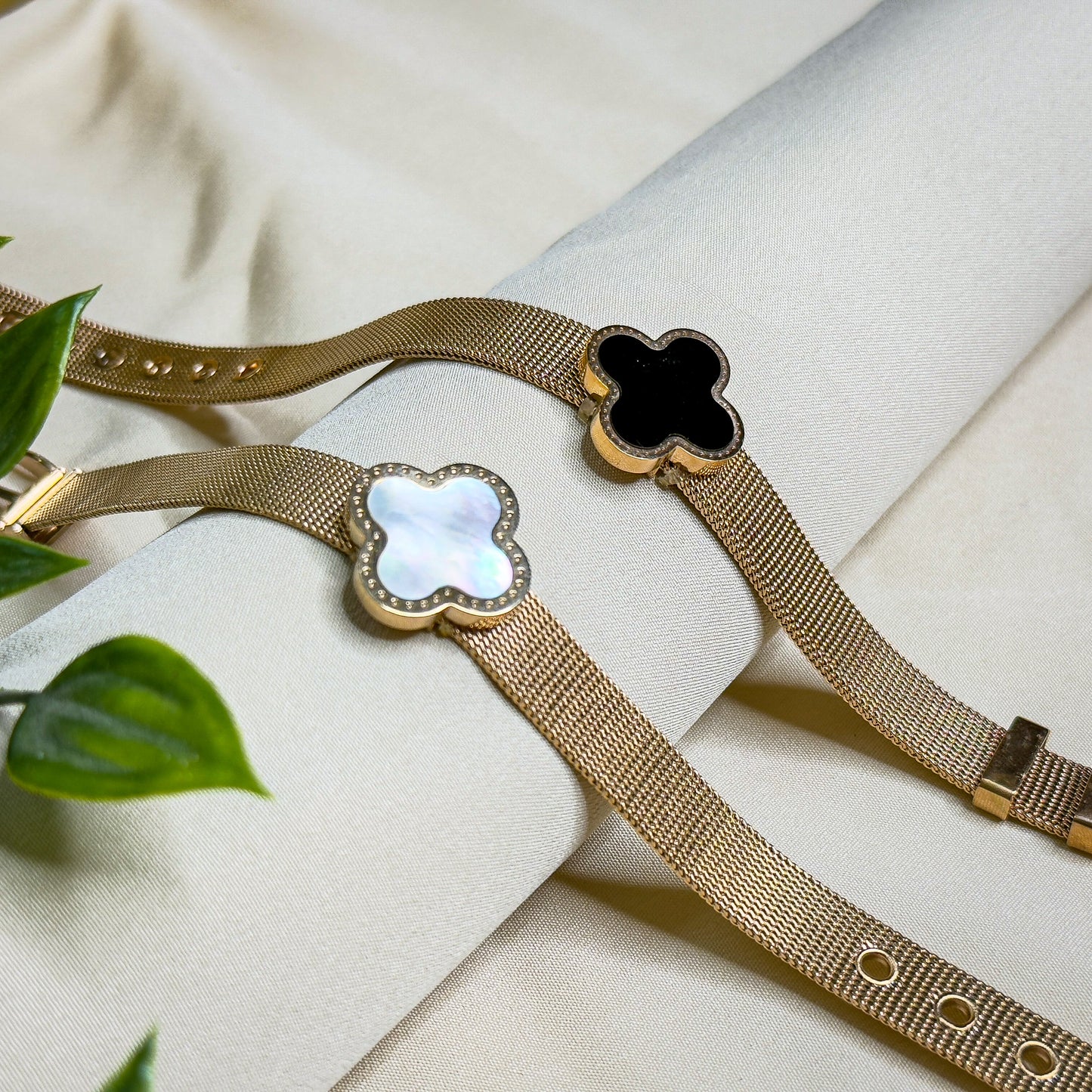 Clover Mesh Belt Bracelet