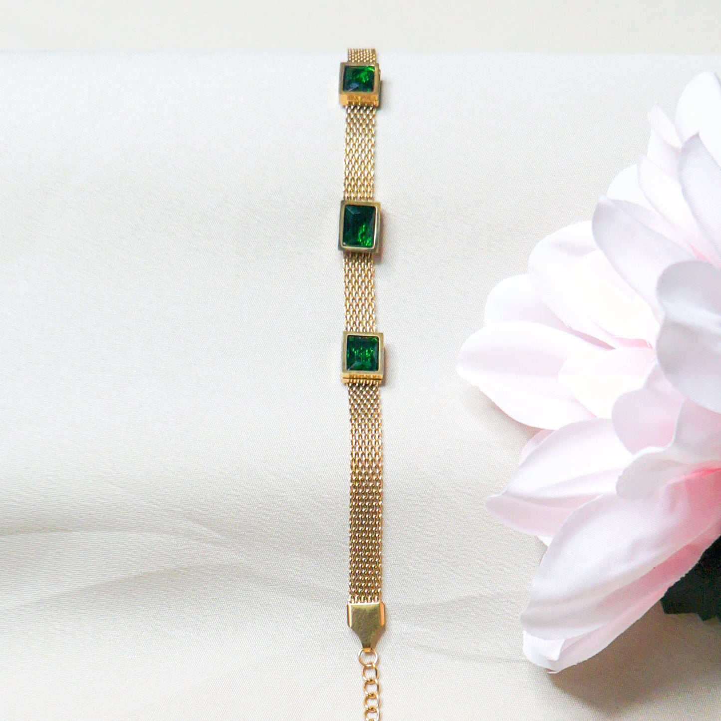 Emerald Harmony Chain Bracelet