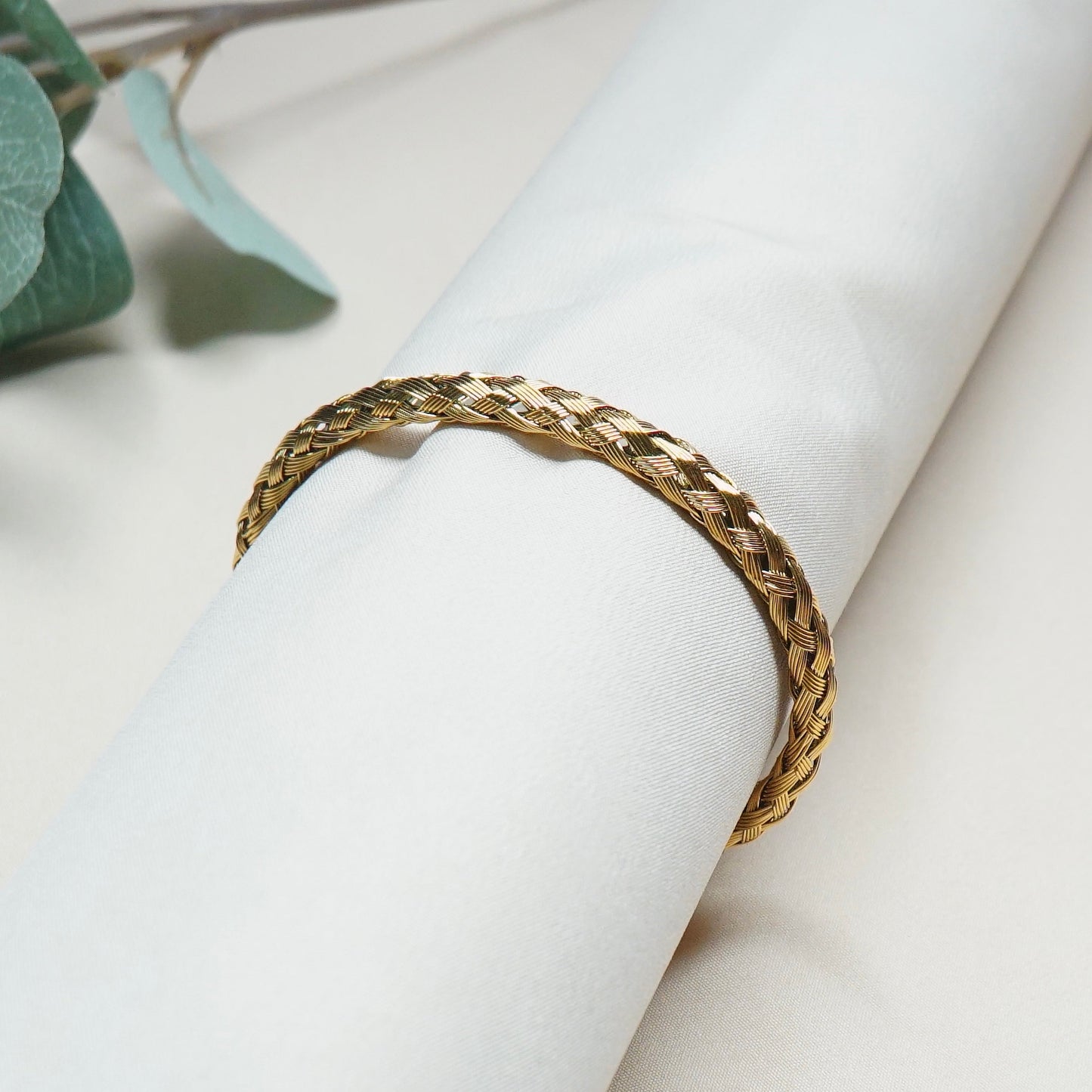 Braided Mesh Kada