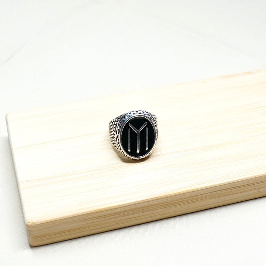 M Black Ring