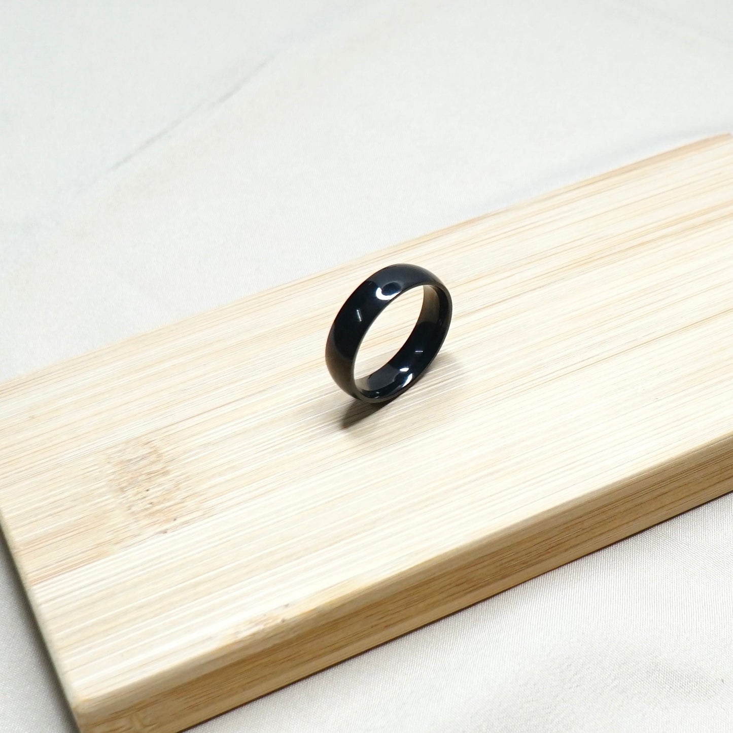 Classic Band Ring