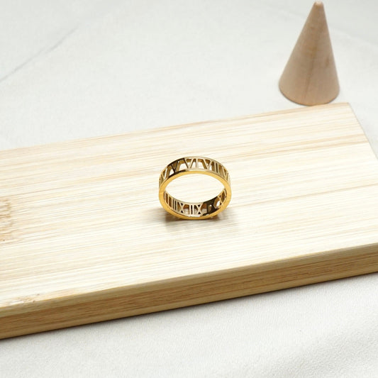 Roman Ring