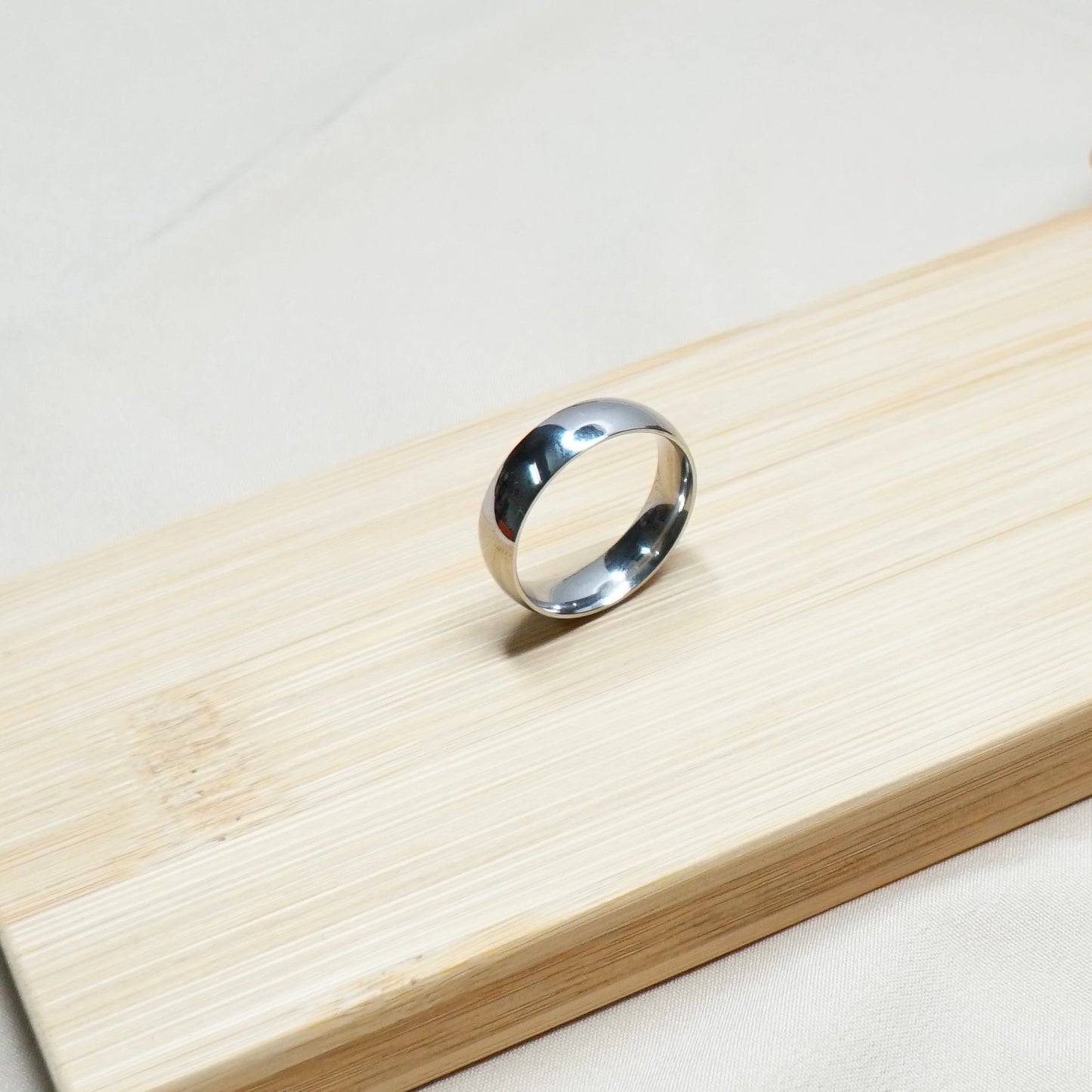 Classic Band Ring