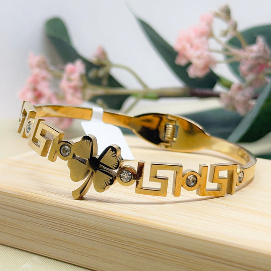 Golden Lucky Leaf Kada Bracelet